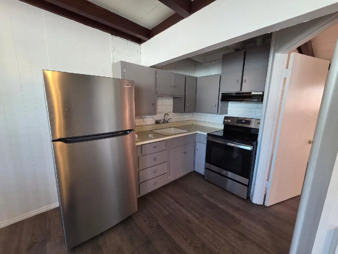 HOME FOR RENT - park model - in Isleton, CA