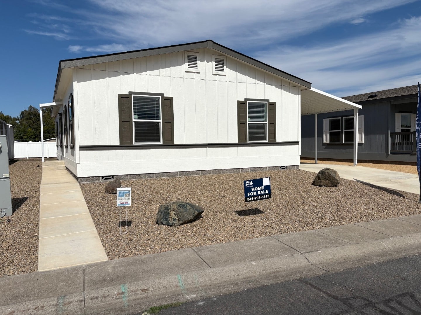 Bear Creek Estates - double wide - in Medford, OR