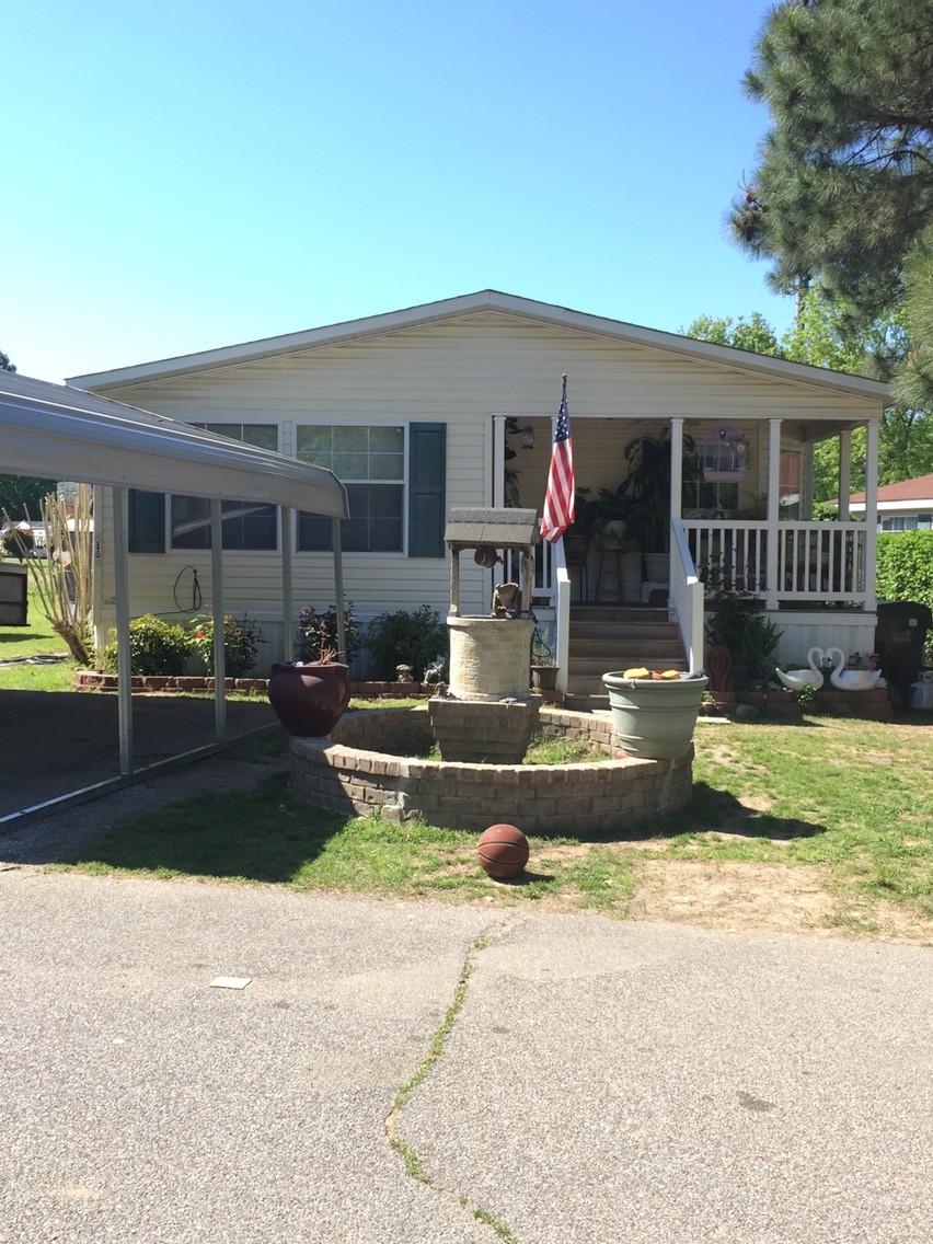 4164 Bridgers Drive - double wide - in Memphis, TN