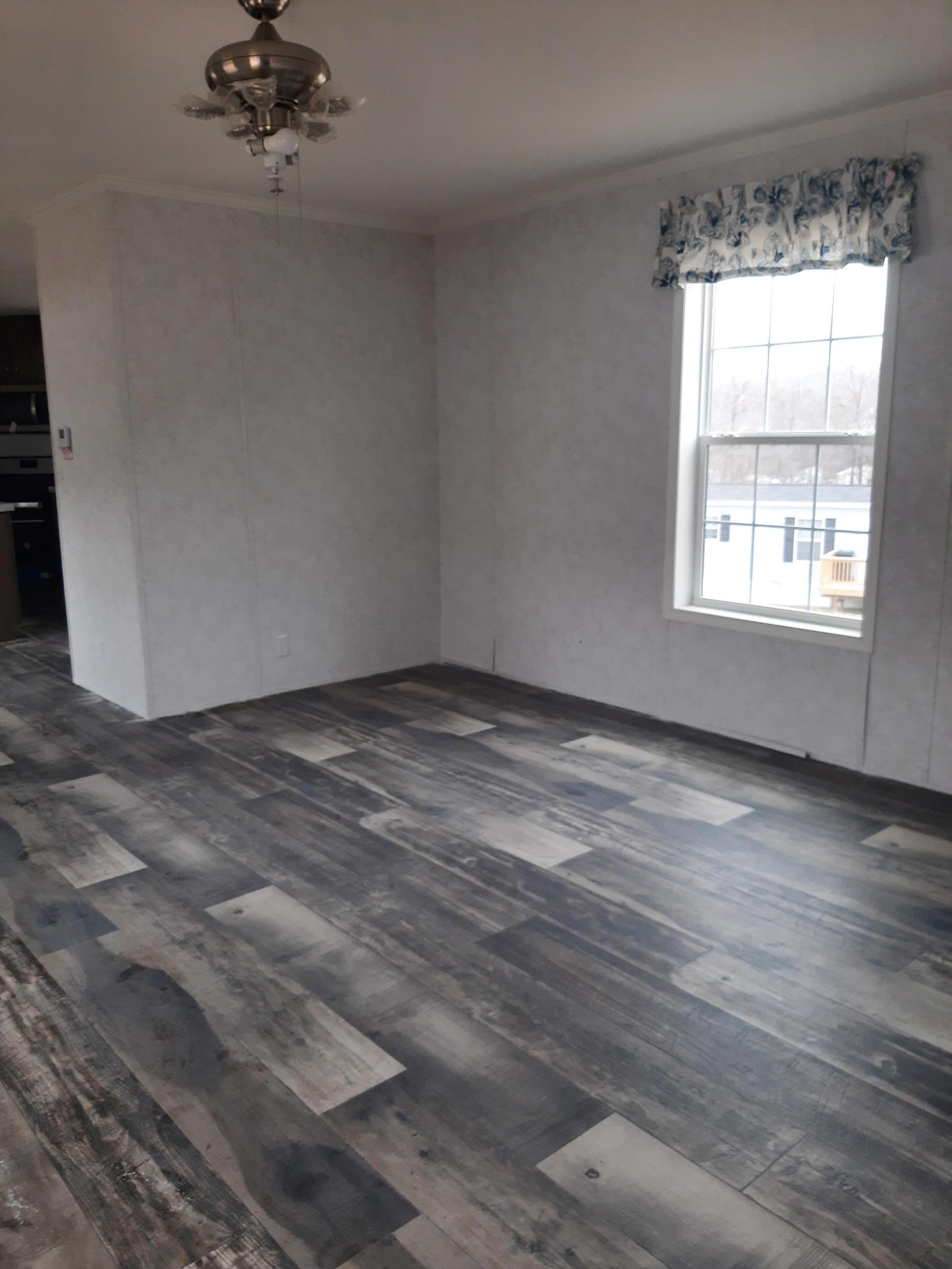 104 Clairmont Drive - Camelot Woods - double wide - in Altoona, PA