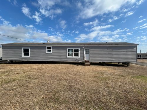 7628 U.S. 49 - double wide - in Hattiesburg, MS