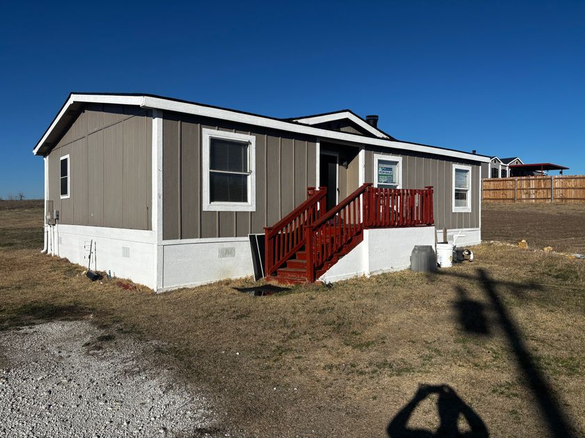 5700 Texas St, Joshua, TX 76058 - double wide - in Joshua, TX