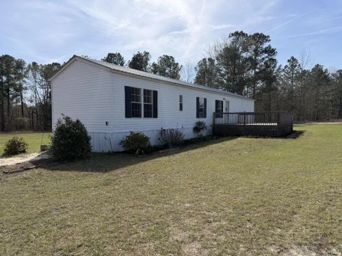 20 Hammond Dr, Trenton, SC 29847 - single wide - in Trenton, SC