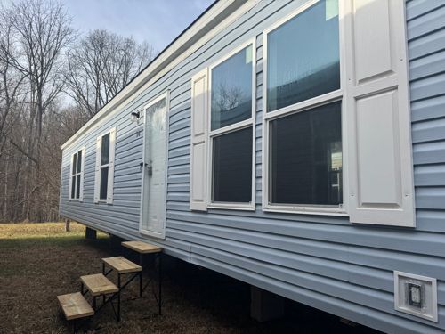 5135 Flemingsburg Rd - single wide - in Morehead, KY