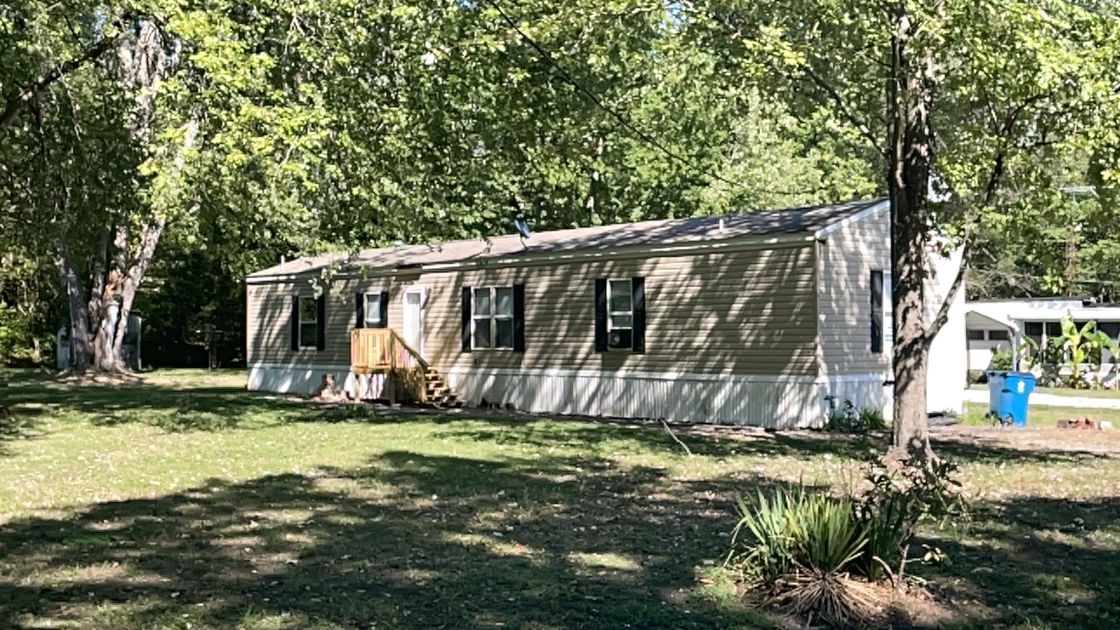 4427 Harvey St, Coello, IL 62825 - single wide - in Coello, IL
