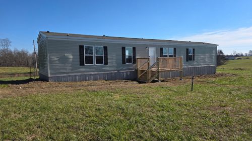 30 Nichols Branch Rd - single wide - in Annville, KY