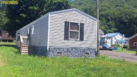 40 Jeanette St, Mocanaqua, PA 18655 - single wide - in Mocanaqua, PA