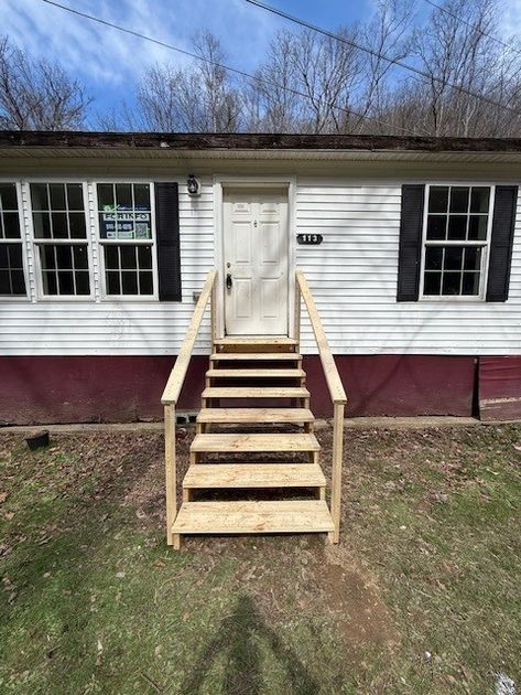 113 Caldwell Lane - triple wide - in Clothier, WV