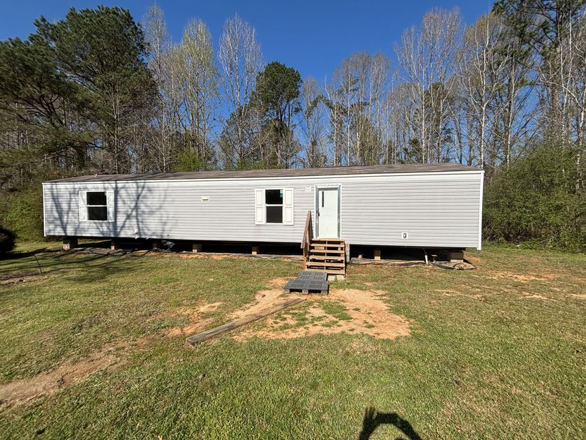 300 Franklin Rd, Braxton, MS 39044 - single wide - in Braxton, MS