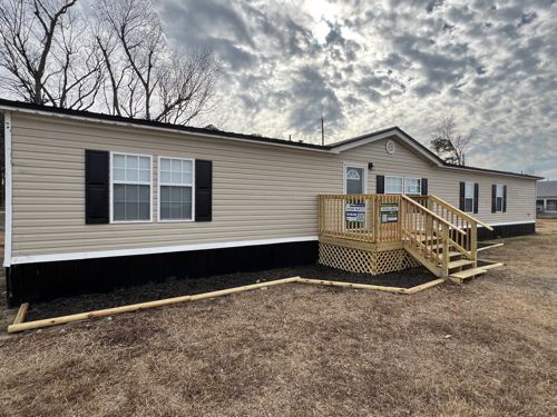 3210 Campbell Ln, Tuckerman, AR 72473 - triple wide - in Tuckerman, AR
