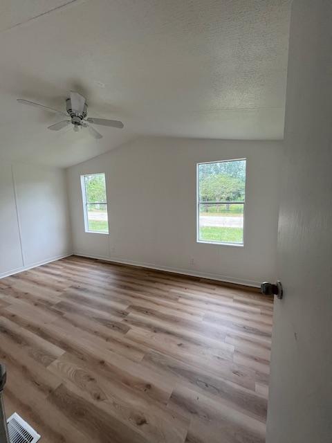 1999 Palm Harbor Single Wide - single wide - in Houston, TX - photo 2 of 7