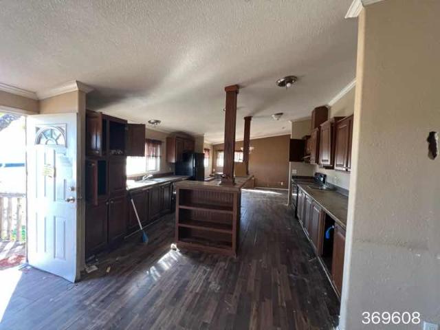 2008 Fleetwood Double Wide - double wide - in Tye, TX - photo 2 of 3