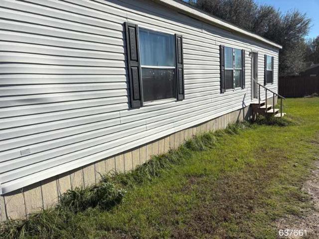2017 Redman Double Wide - double wide - in Winfield, TX - photo 1 of 11