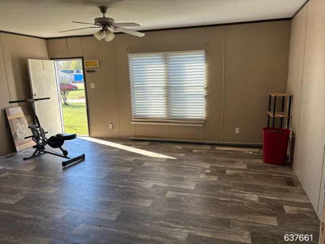 2017 Redman Double Wide - double wide - in Winfield, TX - photo 5 of 11