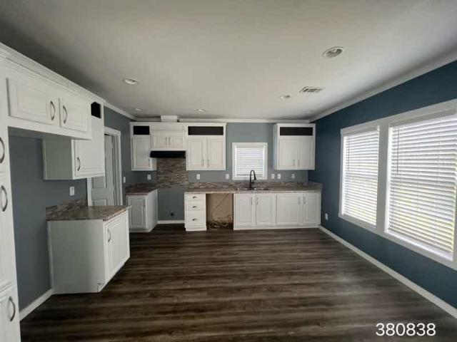 2018 Clayton Double Wide - double wide - in Brookeland, TX - photo 6 of 15
