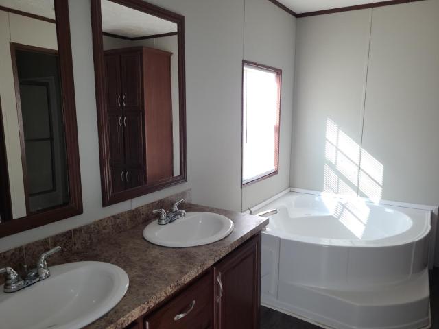 2018 Kabco Single Wide - single wide - in Laurel, MS - photo 9 of 15