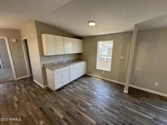 1997 Palm Harbor Single Wide - single wide - in Glendale, AZ - photo 6 of 15