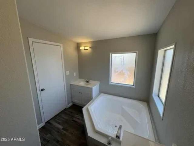1997 Palm Harbor Single Wide - single wide - in Glendale, AZ - photo 12 of 15