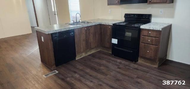 2018 Cmh Single Wide - single wide - in Seagoville, TX - photo 5 of 10
