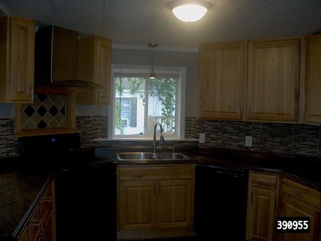 1982 Fairmont Double Wide - double wide - in Sparta, MI - photo 8 of 15