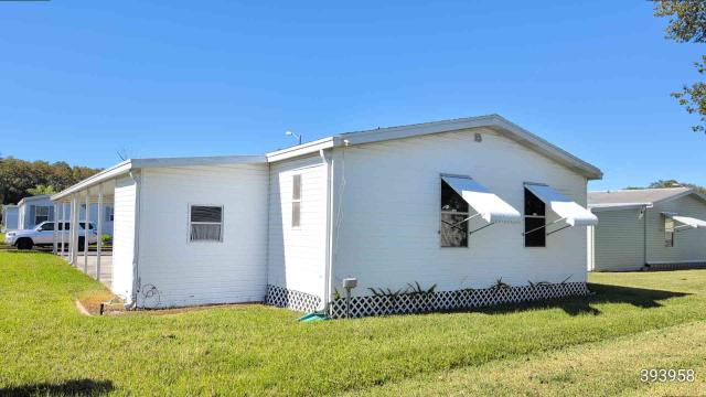1997 Homes Of Merit Double Wide - double wide - in Kissimmee, FL - photo 3 of 4