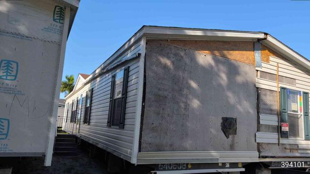 2018 Fleetwood Double Wide - double wide - in Clewiston, FL - photo 1 of 15