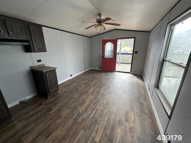 2018 Legacy Single Wide - single wide - in San Antonio, TX - photo 4 of 8