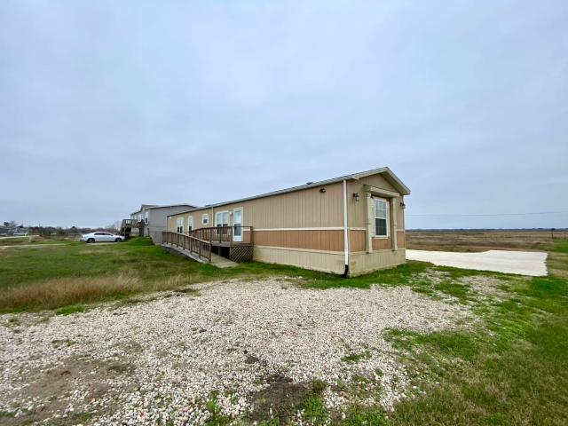 2019 Fleetwood Single Wide - single wide - in Angleton, TX - photo 4 of 15