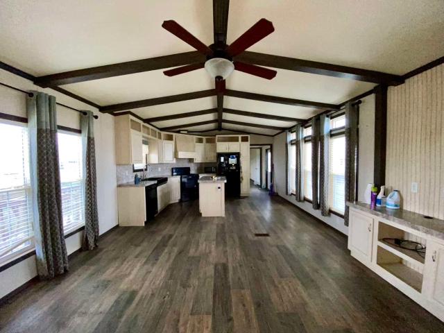 2019 Fleetwood Single Wide - single wide - in Angleton, TX - photo 12 of 15