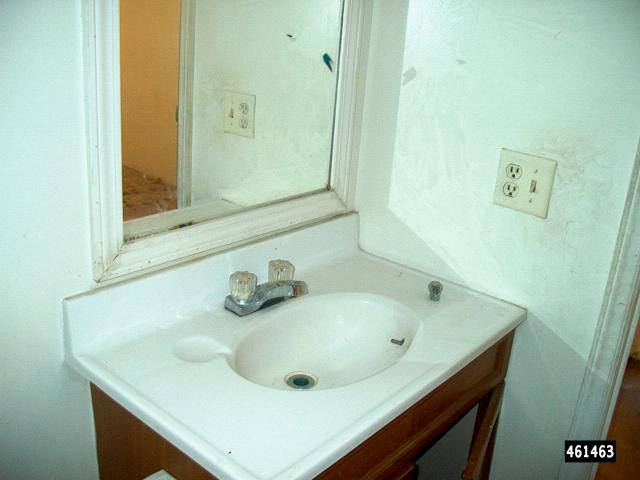 1984 Sand Single Wide - single wide - in Lumberton, NC - photo 10 of 15