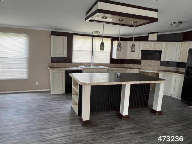 2016 Oak Creek Double Wide - double wide - in Victoria, TX - photo 9 of 15