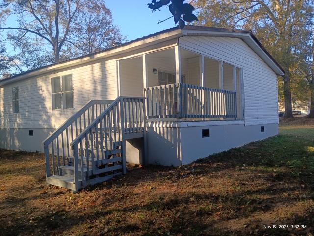1999 Redman Double Wide - double wide - in Orangeburg, SC - photo 4 of 15