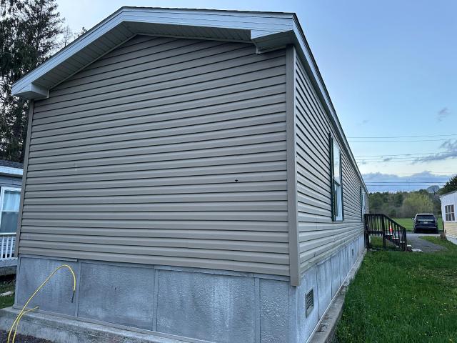2014 Colony Single Wide - single wide - in Stamford, NY - photo 4 of 15