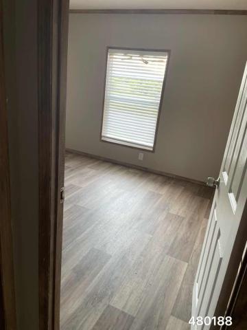 2021 Fleetwood Double Wide - double wide - in Dale, TX - photo 4 of 14