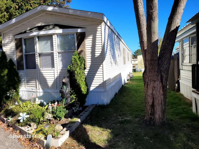 2005 Century Single Wide - single wide - in Manistee, MI - photo 2 of 13