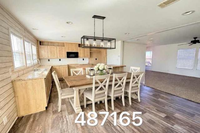 2020 Oak Creek Double Wide - double wide - in Devine, TX - photo 2 of 11