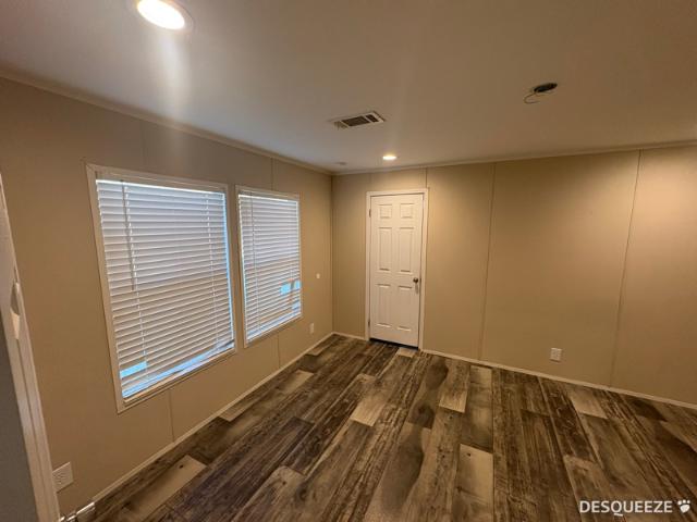 2021 Oak Creek Single Wide - single wide - in Houston, TX - photo 4 of 5