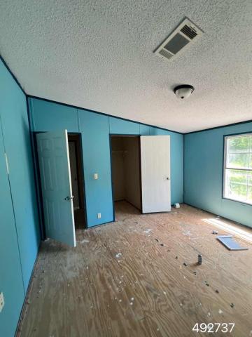 2001 Champion Double Wide - double wide - in Vidor, TX - photo 6 of 11