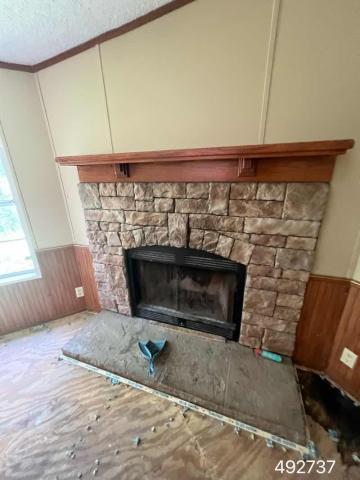 2001 Champion Double Wide - double wide - in Vidor, TX - photo 8 of 11