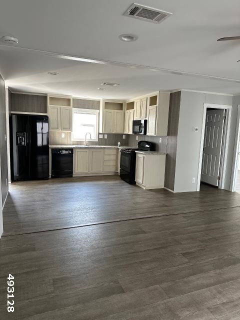2021 Oak Creek Double Wide - double wide - in Cleveland, TX - photo 2 of 10