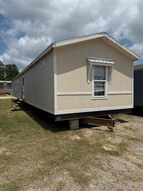2021 New Vision Single Wide - single wide - in New Caney, TX