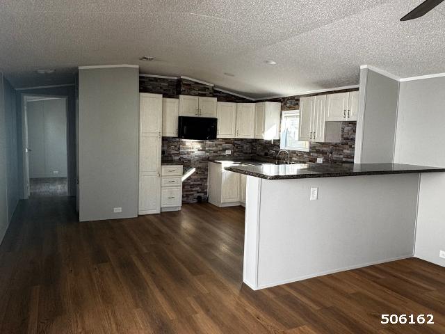 2021 Legacy Single Wide - single wide - in Conroe, TX - photo 4 of 13