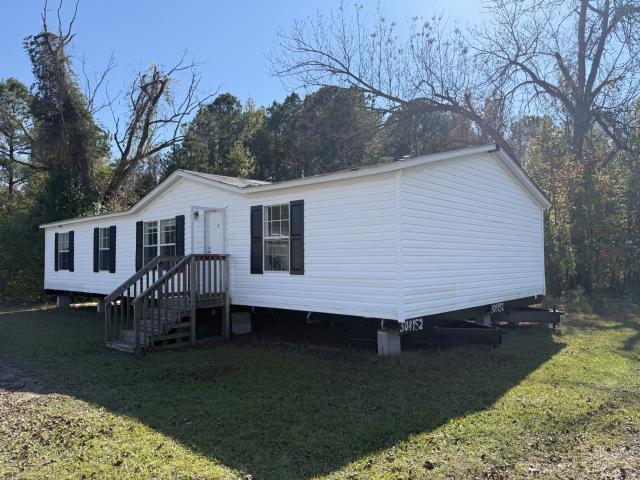 2002 Fleetwood Double Wide - double wide - in Orangeburg, SC - photo 1 of 6