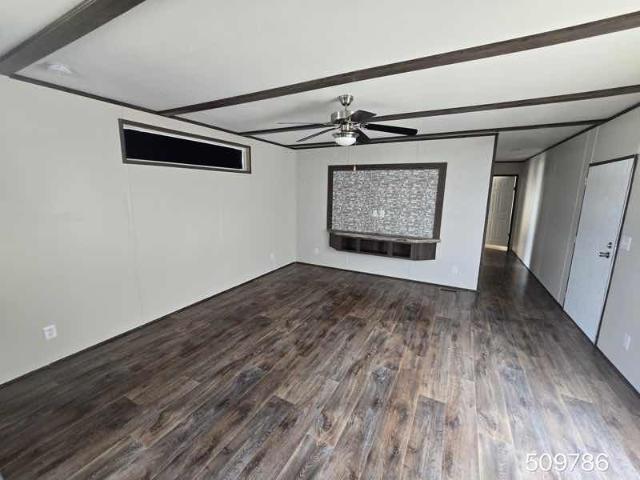 2021 Fleetwood Single Wide - single wide - in Victoria, TX - photo 2 of 13
