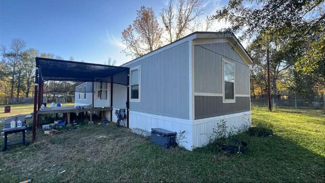2021 Oak Creek Single Wide - single wide - in Conroe, TX - photo 2 of 4