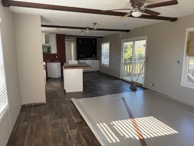 2021 Hamilton Single Wide - single wide - in Campbell, TX - photo 4 of 5