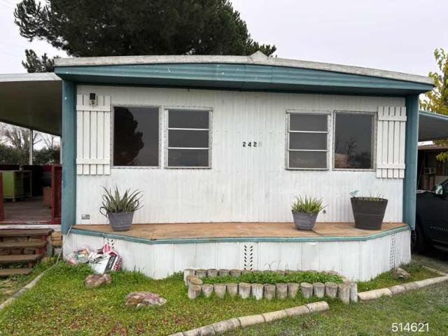 1968 Lancer Single Wide - single wide - in Bethel Island, CA - photo 1 of 2