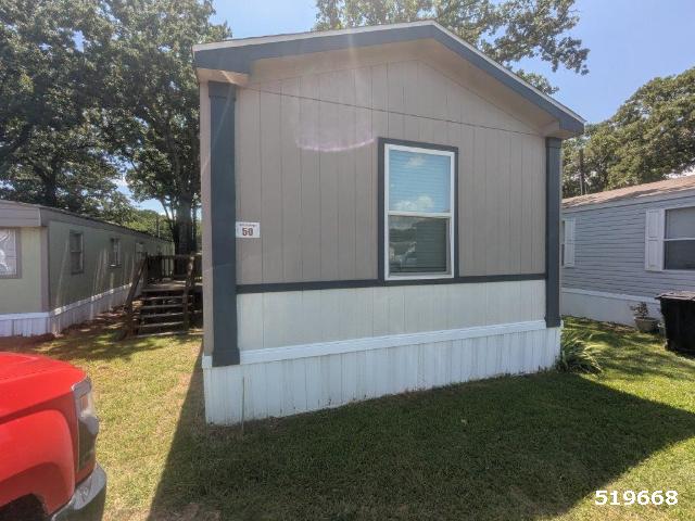 2021 Oak Creek Single Wide - single wide - in Burleson, TX - photo 2 of 15