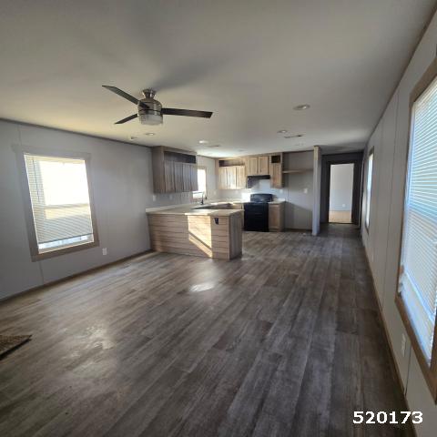 2021 Oak Creek Single Wide - single wide - in Cleveland, TX - photo 6 of 9