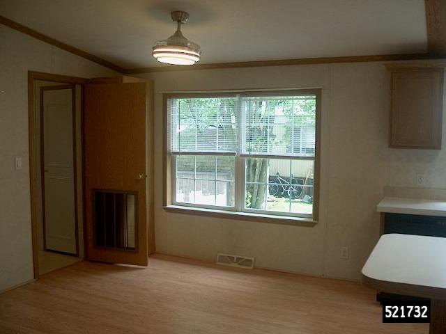 2003 Skyline Double Wide - double wide - in Chesterfield, MI - photo 12 of 15